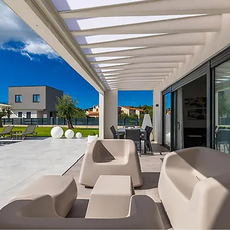 Holiday home In Stancija Paradiz Jursici