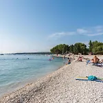 Holiday home Stunning In Stancija Paradiz *