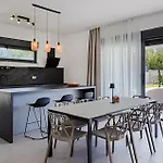 Holiday home Stunning In Stancija Paradiz Jursici